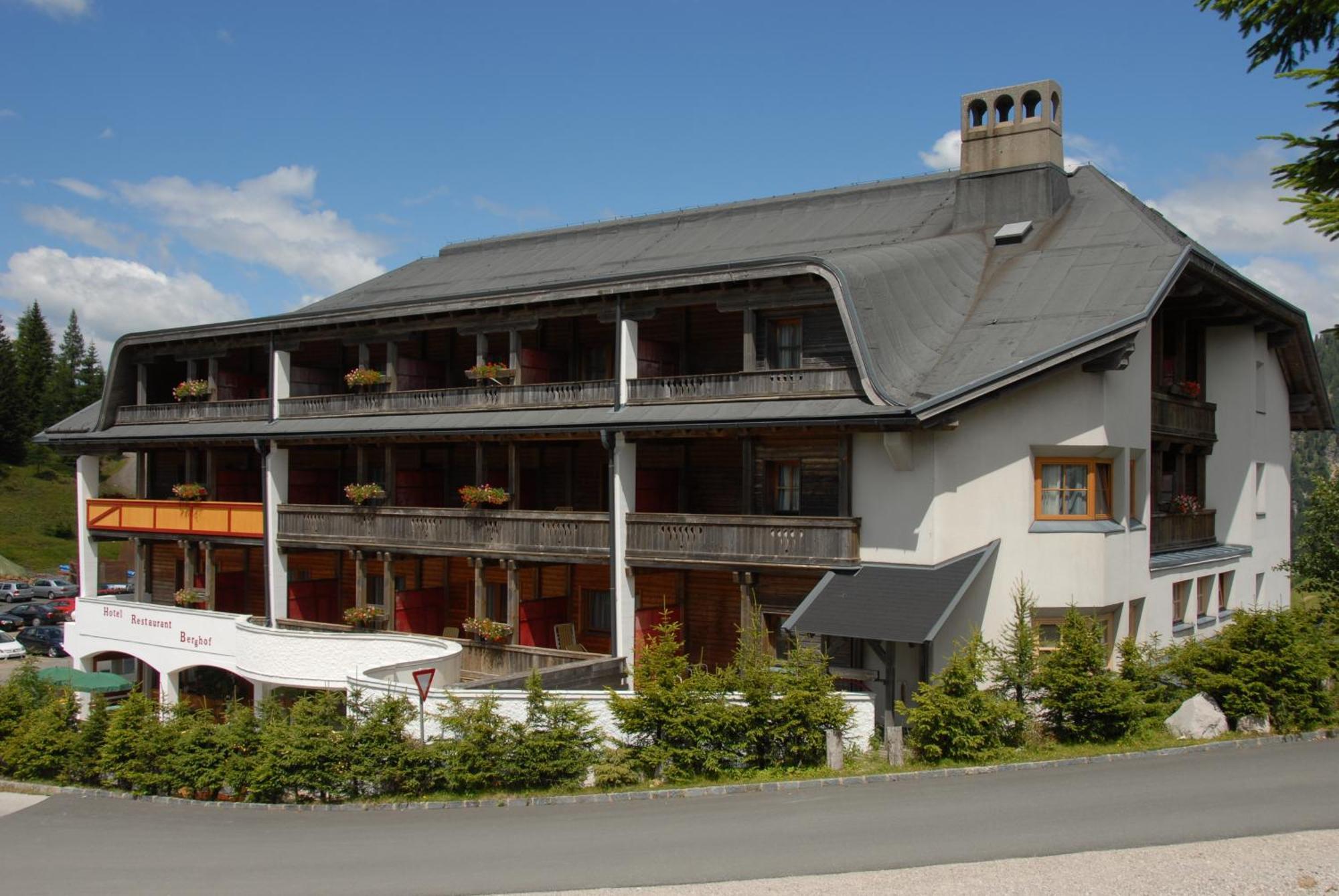 Hotel Berghof Зонненальпе-Насфельд Экстерьер фото